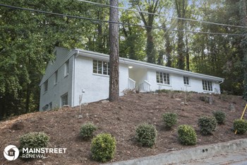 291 Vickers Dr NE 4 Beds House for Rent - Photo Gallery 2