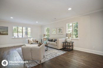 291 Vickers Dr NE 4 Beds House for Rent - Photo Gallery 5