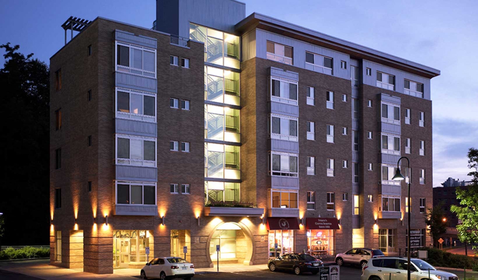 the building in which the hotel is located