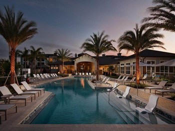 Resort Style Pool - Photo Gallery 16