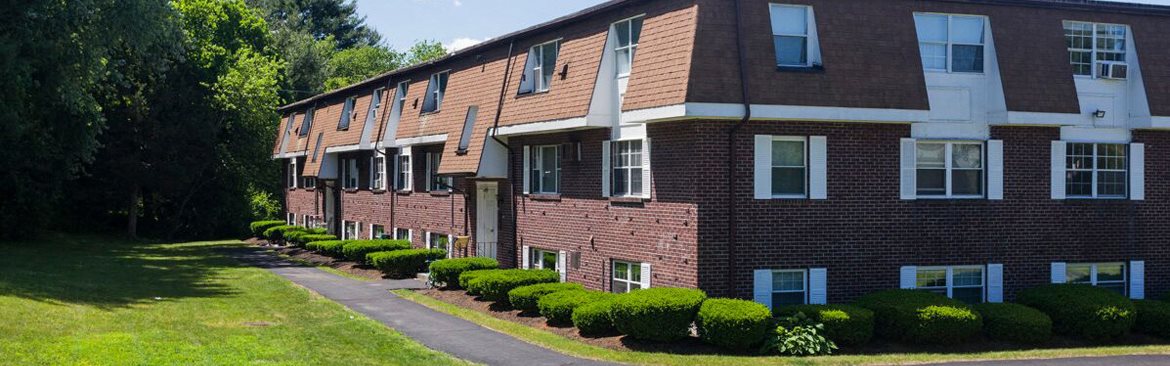 Coach Estates | Apartments in Acton, MA