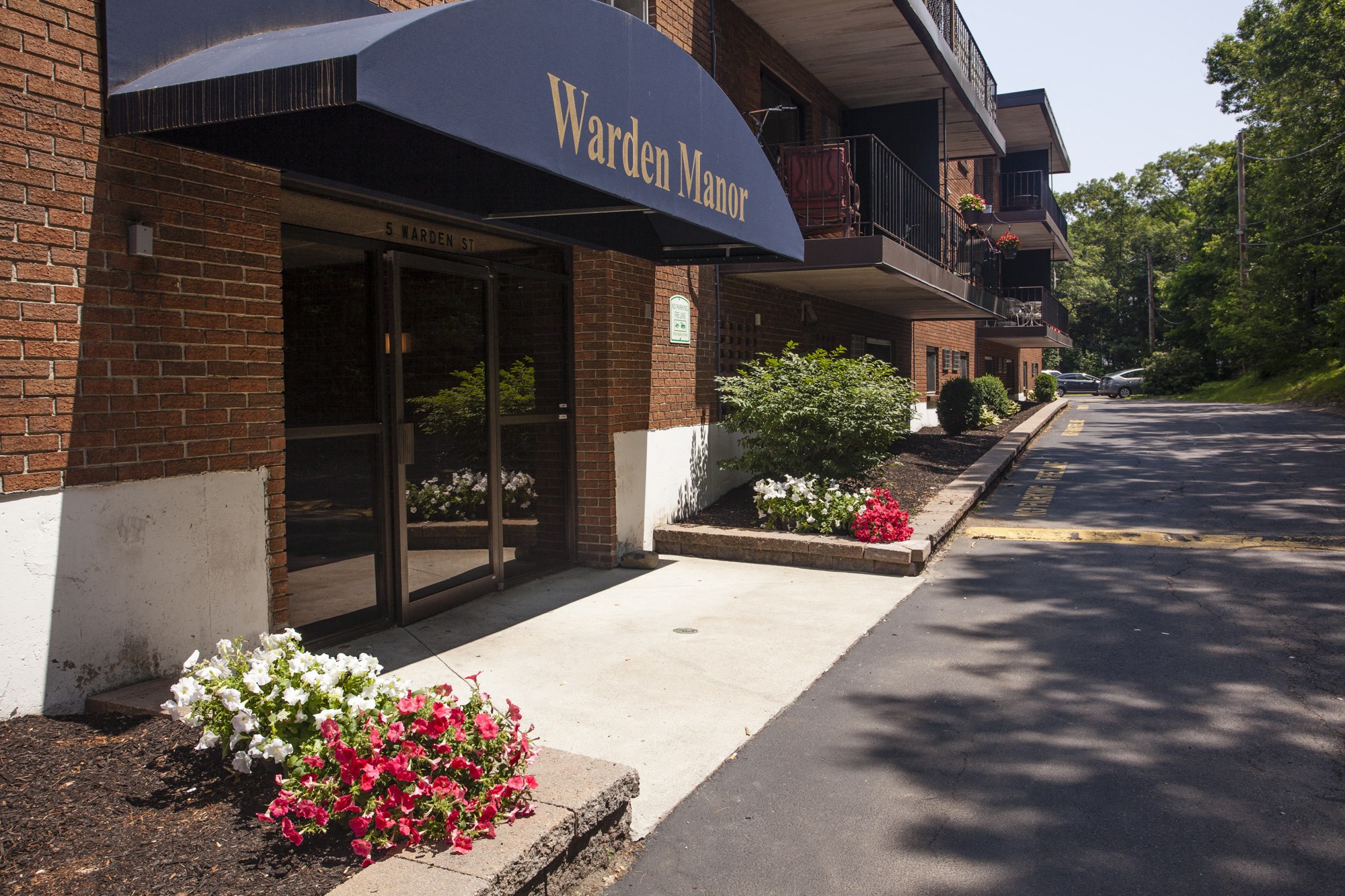 Warden Place Apartments, 5 Warden St, Saugus, MA - RENTCafé