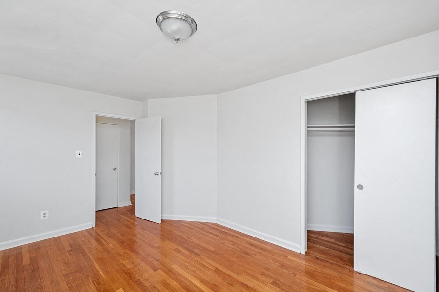 New Hampshire House Apartments, 3728 New Hampshire Ave NW, Washington