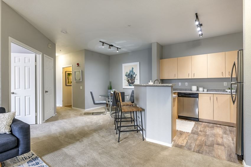 2615 NE Amberglen Parkway 1-4 Beds Apartment, Townhouse for Rent - Photo Gallery
