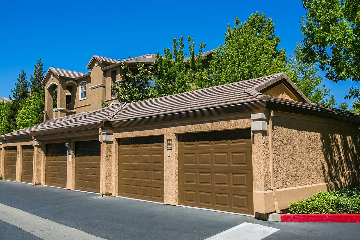 Rolling Oaks Apartment Homes, 3700 Lyon Road, Fairfield, CA RentCafe