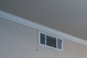 Spacious Living Room with Ceiling Fan at Apartments Vacaville CA
