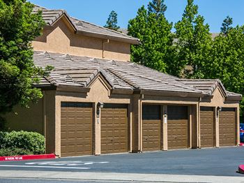 Detached Garages for Cars at Apartments Near Travis Air Force Base