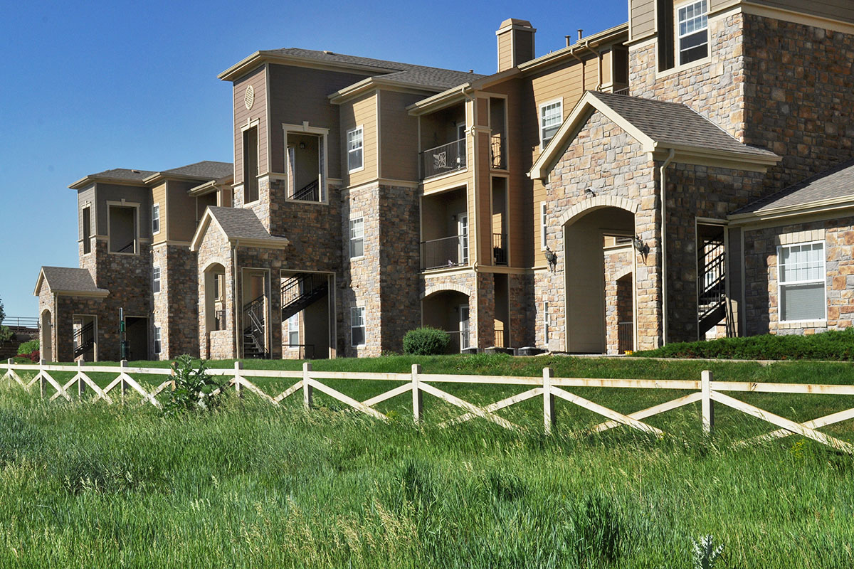 Non-Smoking Apartments at Apartments Near Park Meadows Mall Colorado