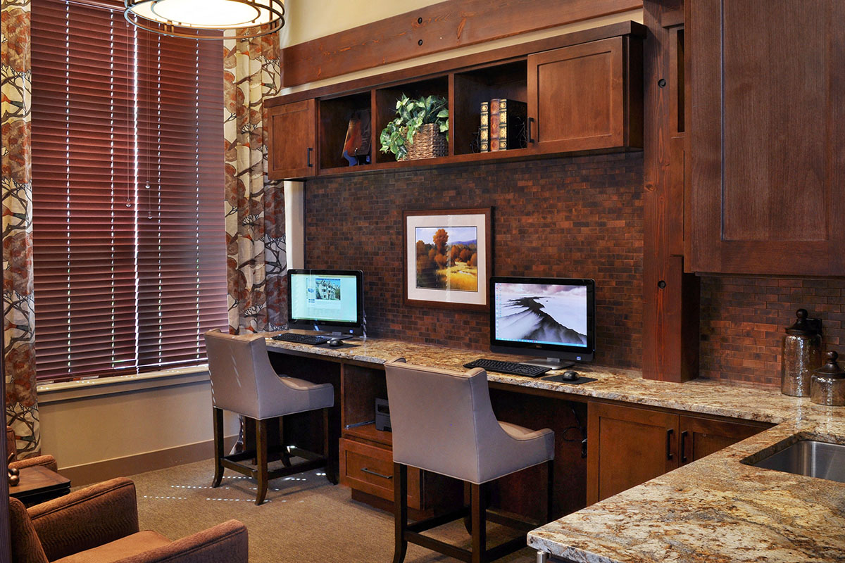 Photos of Courtney Downs Apartment Homes Apartments Near Parker, CO