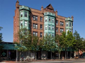 434 Massachusetts Ave. 2-4 Beds Apartment for Rent