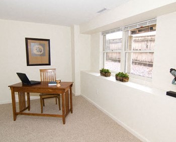 218 Thorndike St. 1-2 Beds Apartment for Rent - Photo Gallery 4