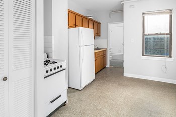 784 Main St. 1-2 Beds Apartment for Rent - Photo Gallery 5
