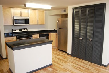 1417 E. Cary Street Studio-2 Beds Apartment for Rent