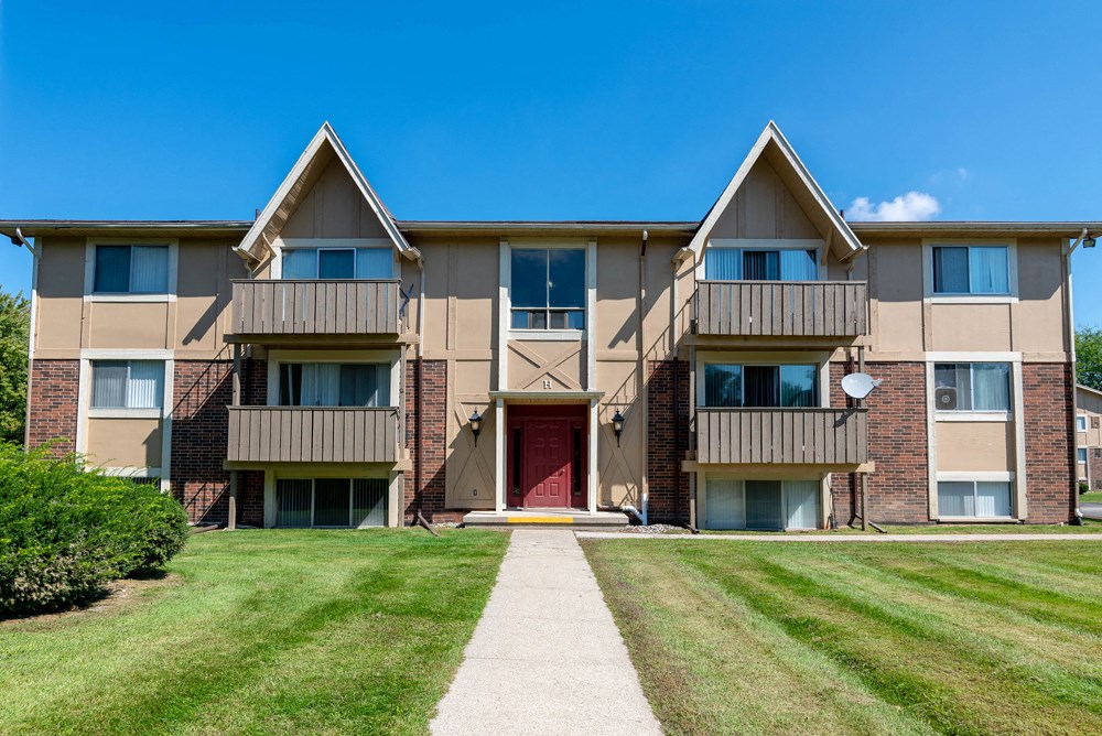 Camelot Place Apartments, 141 Camelot Drive, Saginaw, MI RENTCafé