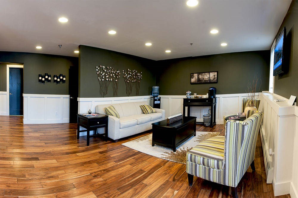 Apartments in Holland, MI to Crown Pointe