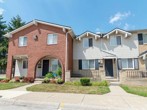 Gateway Townhomes Exterior in Romulus MI