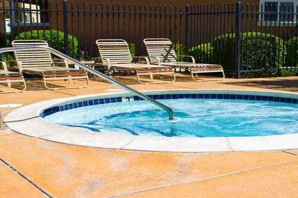 11 Atlantic Circle 1-2 Beds Apartment for Rent - Photo Gallery
