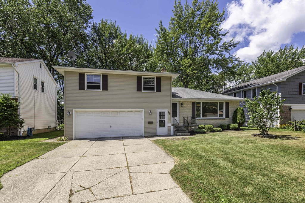 18 Segsbury Road Studio House for Rent - Photo Gallery 1