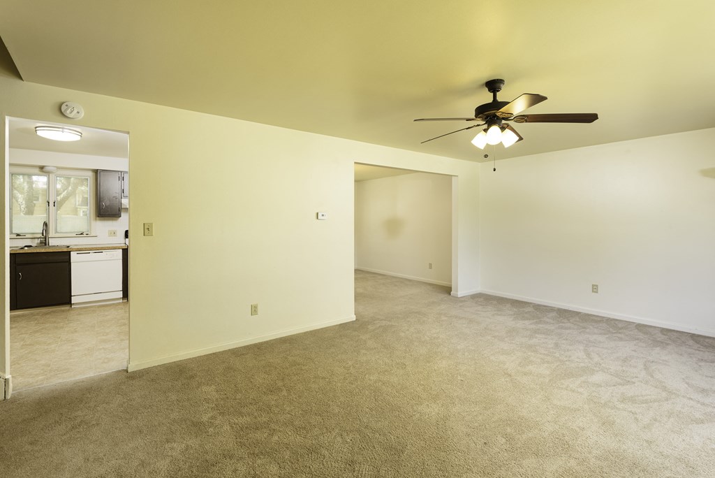 18 Segsbury Road Studio House for Rent - Photo Gallery 9