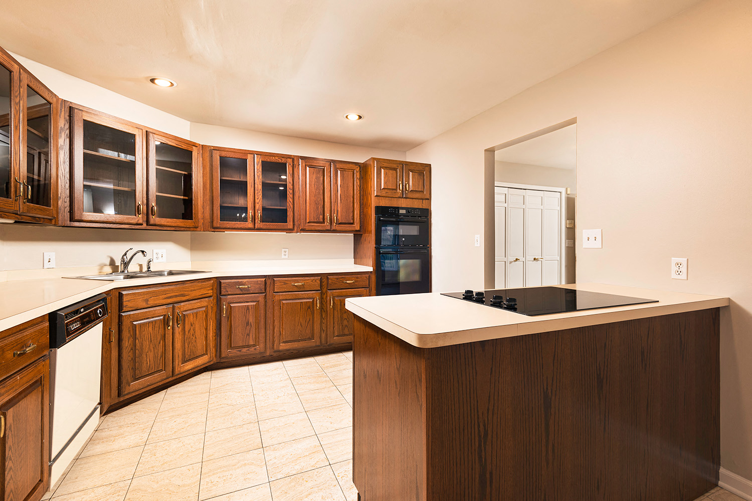Kitchen with Appliances
