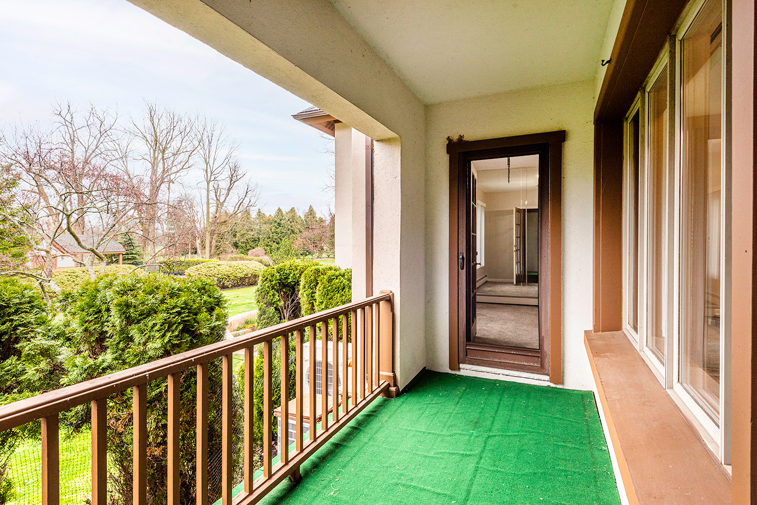 Private Outdoor Porch