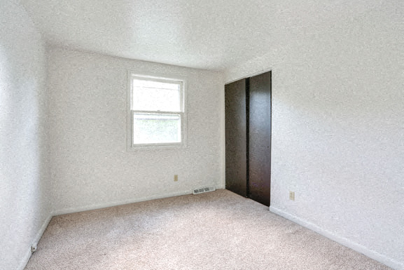 258 Sundridge, Amherst - Bedroom 3