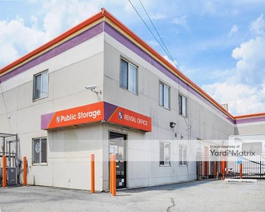 Storage Units for Rent available at 275 Veterans Road West, Staten Island, NY 10309 - Photo Gallery 1