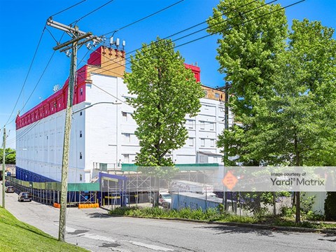 Storage Units for Rent available at 330 Greenfield Avenue, Staten Island, NY 10304