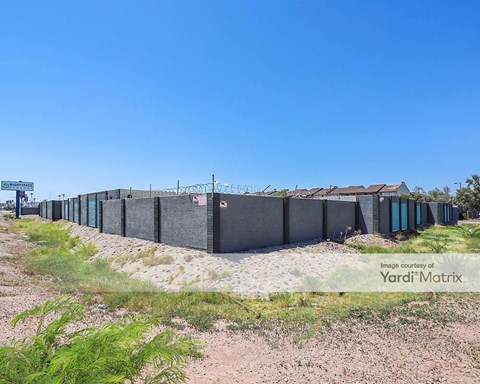 Storage Units for Rent available at 4200 North Black Canyon Hwy, Phoenix, AZ 85017