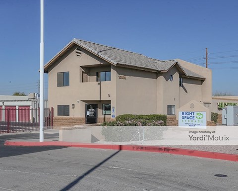 Storage Units for Rent available at 16110 North 75Th Avenue, Peoria, AZ 85382