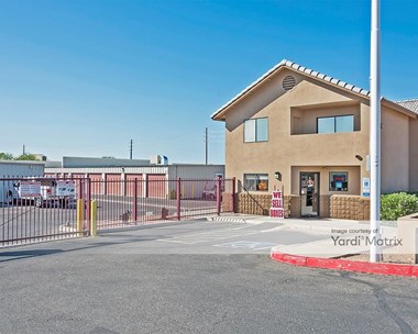Storage Units for Rent available at 16110 North 75Th Avenue, Peoria, AZ 85382 Photo Gallery 1