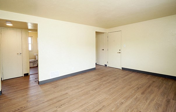 Princeton Court – Living Room – Dining – Buffalo Area – Appliances Included - 24 Hour Emergency Maintenance – Not Pet Friendly – Ask for a Tour - Cable Ready