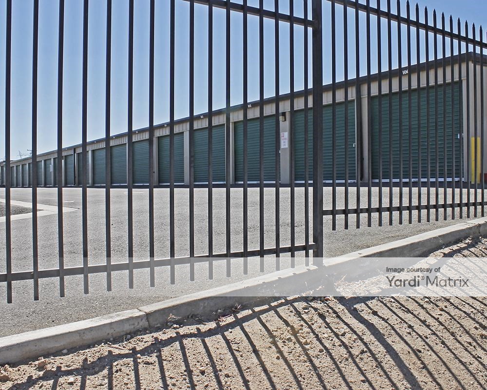 Storage Units for Rent available at 12569 Bear Valley Road, Victorville, CA 92392 - Photo Gallery 4
