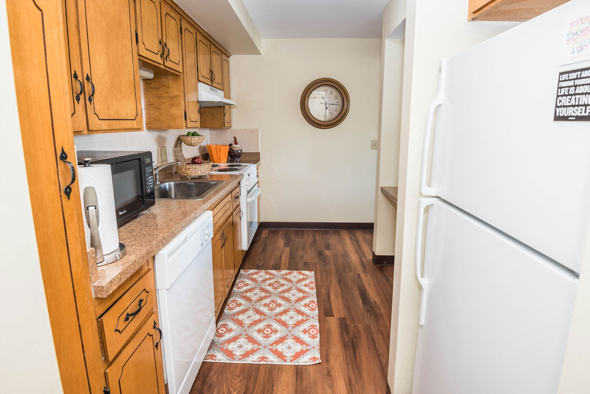 Olde Towne Village Apartments – Kitchen – Snack Bar - Appliances Included - 24 Hour Emergency Maintenance - Balcony – Dishwasher - Ask for a Tour - Pet Friendly