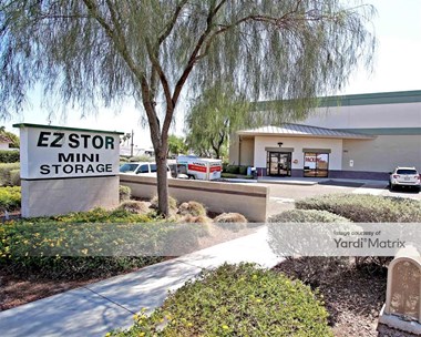 Storage Units for Rent available at 10461 North 99Th Avenue, Peoria, AZ 85345 Photo Gallery 1