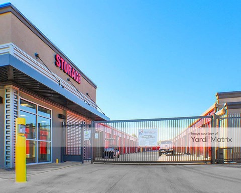 Storage Units for Rent available at 25710 South Arizona Avenue, Chandler, AZ 85248