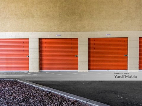 Storage Units for Rent available at 1651 South Central Avenue, Los Angeles, CA 90021