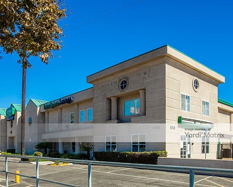 Storage Units for Rent available at 658 Venice Blvd, Venice, CA 90291