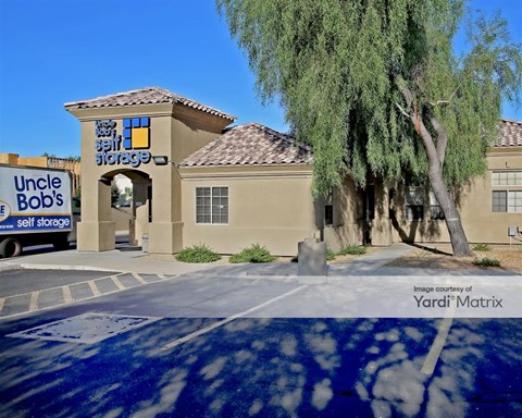 Storage Units for Rent available at 13902 North 59Th Avenue, Glendale, AZ 85306