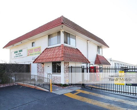 Storage Units for Rent available at 135 South Campus Avenue, Upland, CA 91786