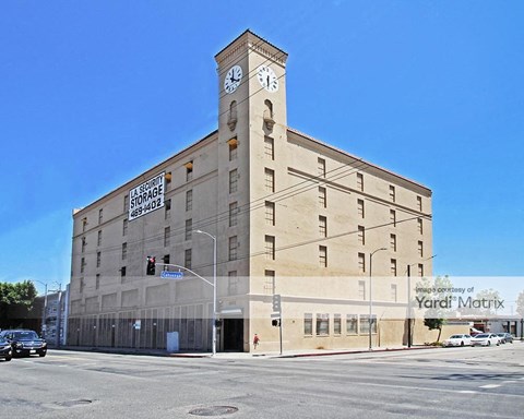 Storage Units for Rent available at 6372 Santa Monica Blvd, Los Angeles, CA 90038