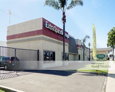Storage Units for Rent available at 3846 West Century Blvd, Inglewood, CA 90303 Photo Gallery 1