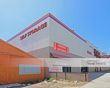 Storage Units for Rent available at 1901 South Sepulveda Blvd, Los Angeles, CA 90025 - Photo Gallery 1