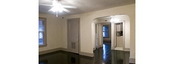 1 Bedroom/ 1 Bathroom