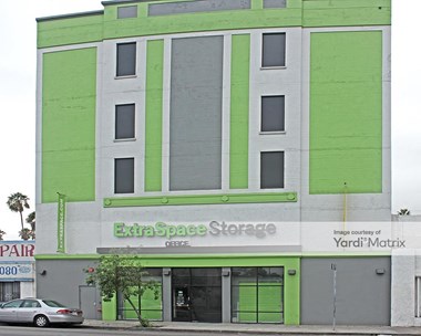 Storage Units for Rent available at 5555 South Western Avenue, Los Angeles, CA 90062 Photo Gallery 1
