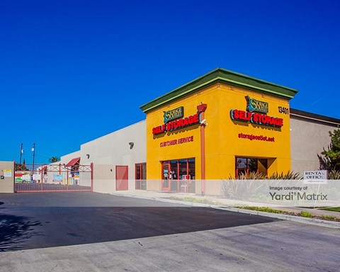 Storage Units for Rent available at 13401 South Western Avenue, Gardena, CA 90249