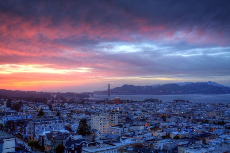 2000 Broadway Street Apartments