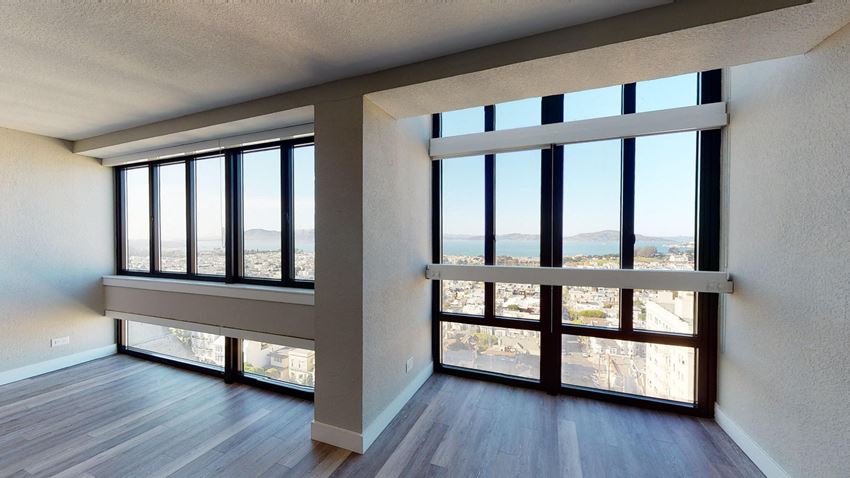 2000 Broadway Street Apartments