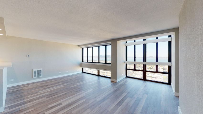 2000 Broadway Street Apartments