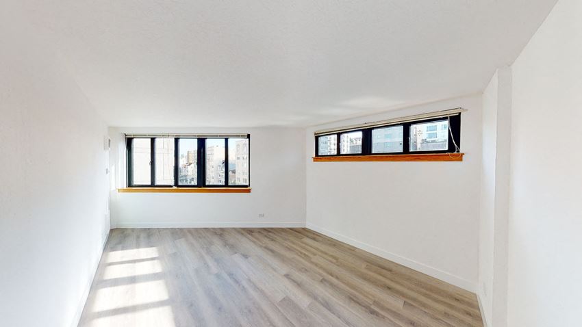 2000 Broadway Street Apartments